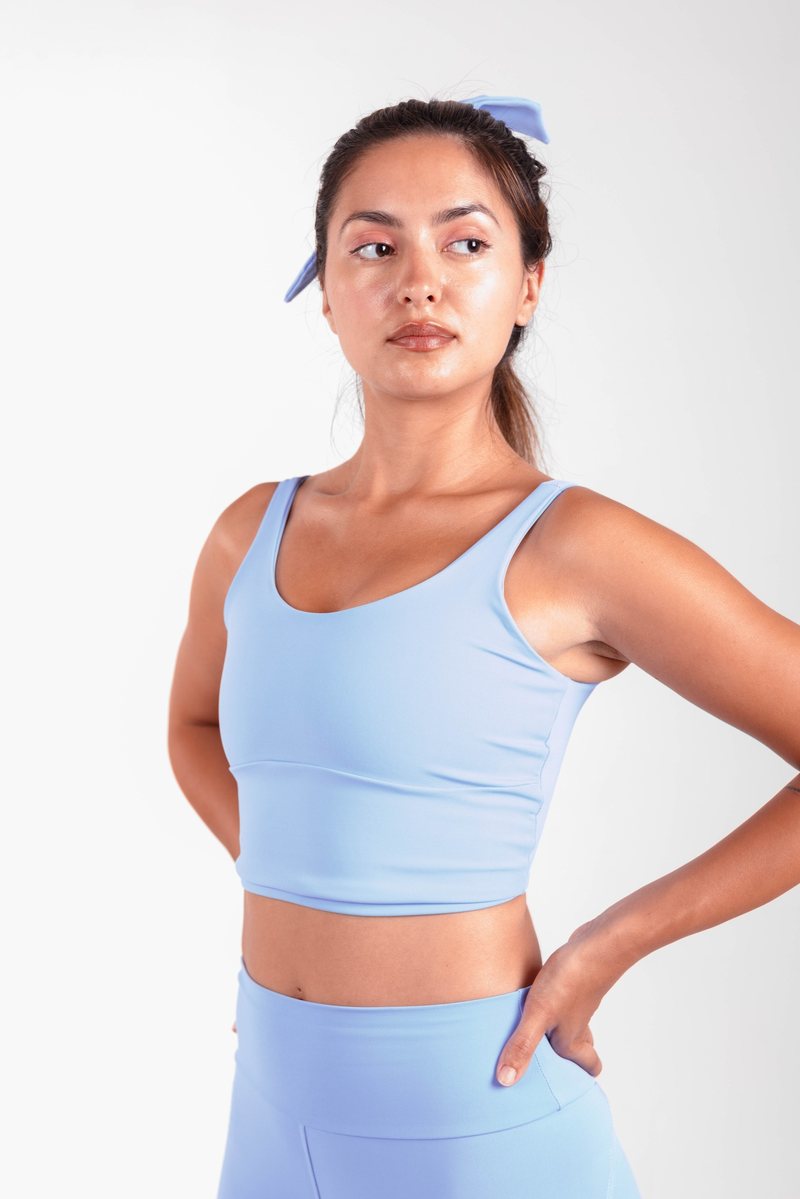 Tops esportivos, AERA
